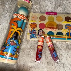 Wet and wild lilo and stitch bundlSOLD